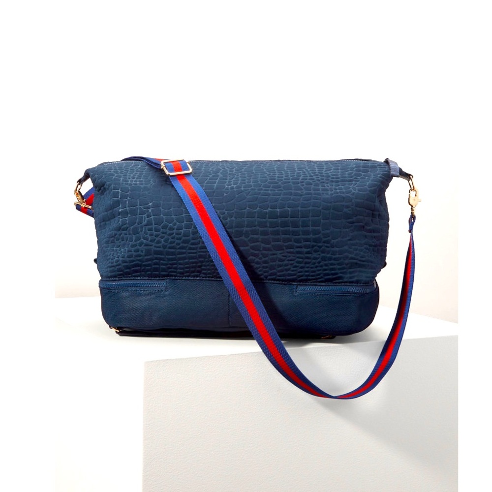 NWT Stella & Dot Crush It Doubletake Crocodile Bag